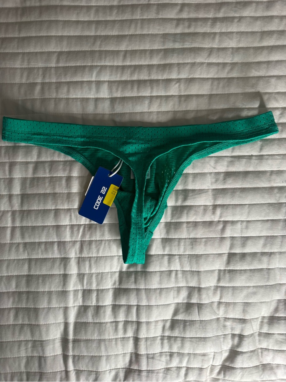 CODE 22 Men’s Green Microfiber Thong - Picture 2 of 4